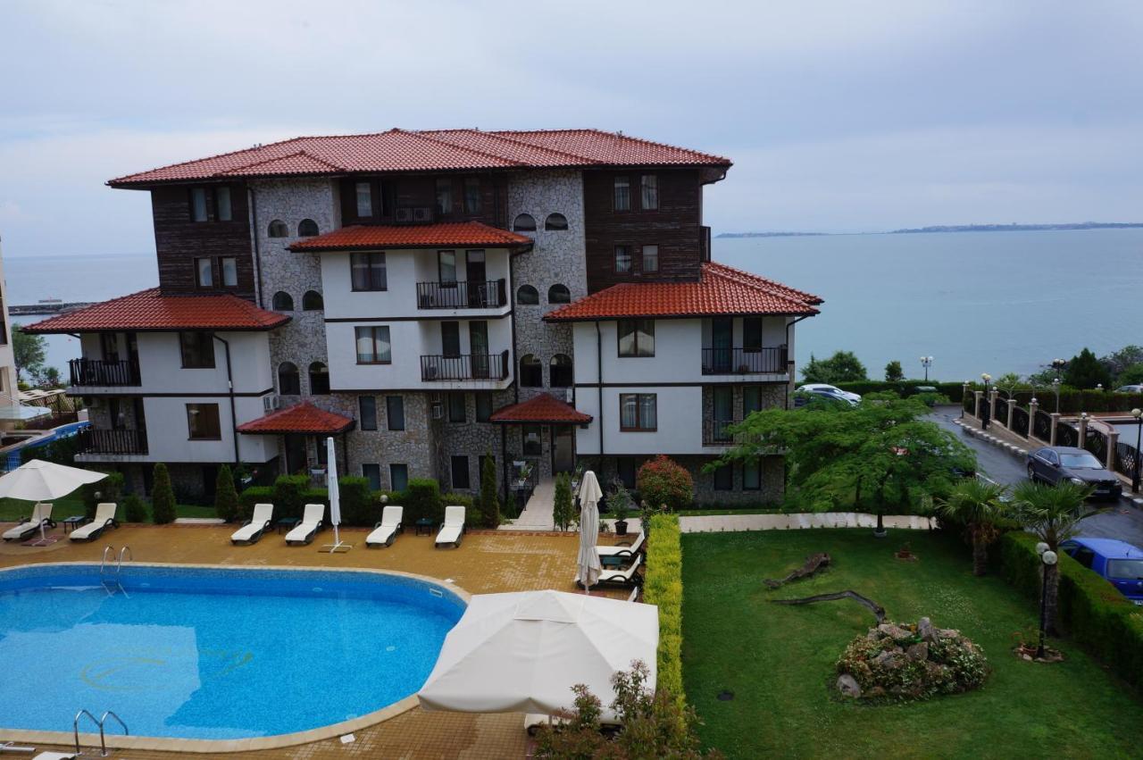 Bademite Residence Apartments Свети-Влас Экстерьер фото